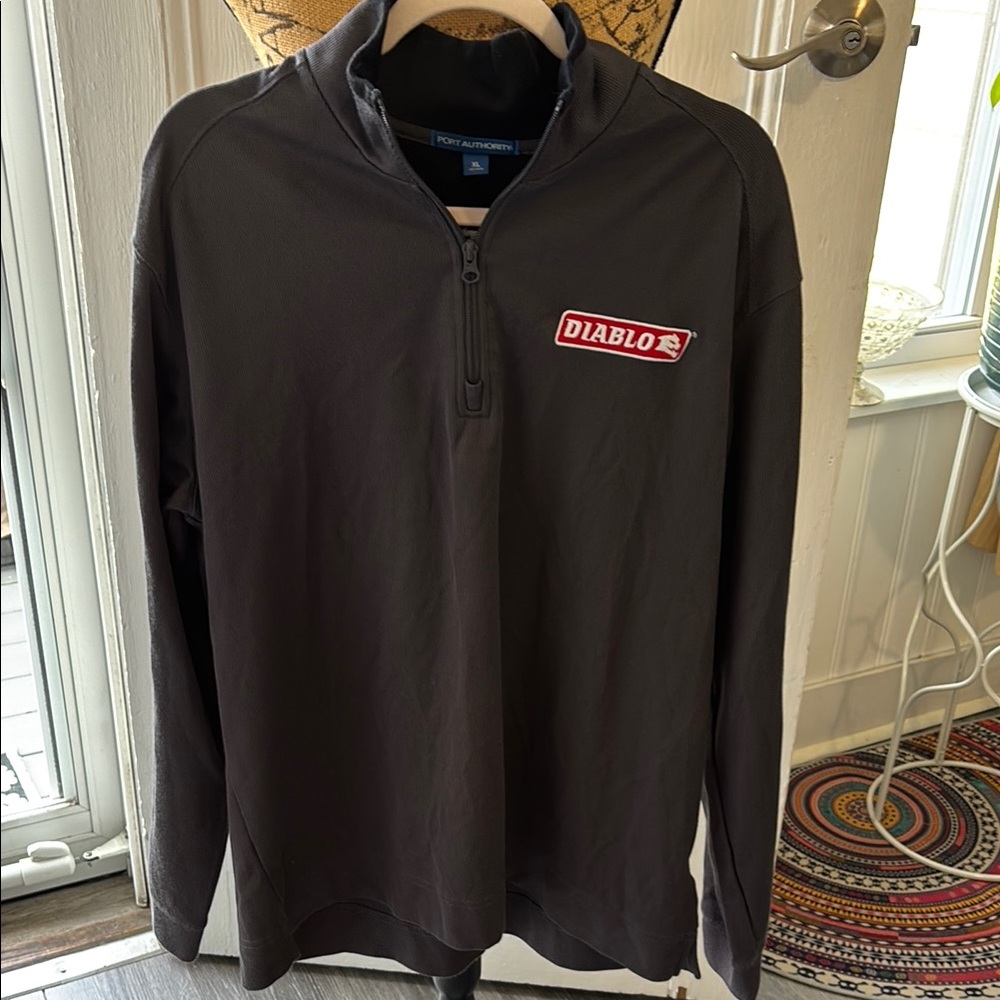 Men’s Diablo by North Face 1/4 zip